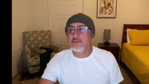 QS - INDEPENDENT MODEL online show from 12-03-25, 06:10