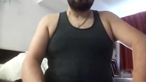 latino_daddy93 online show from 02-13-26, 03:08