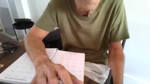 latinobra online show from 04-22-26, 06:53