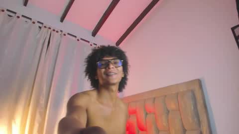 Snapshot of latinodark chatting on 02-08-26, 03:43 latinodark online show from 02-08-26, 03:43