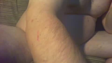 Snapshot of latinoloveboy chatting on 09-09-25, 07:08 Lucas online show from 09-09-25, 07:08