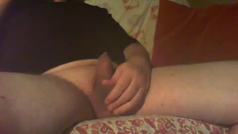 Snapshot of latinoloveboy chatting on 11-17-25, 08:25 Lucas online show from 11-17-25, 08:25