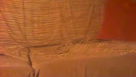 Snapshot of latinoloveboy chatting on 11-25-25, 04:40 Lucas online show from 11-25-25, 04:40