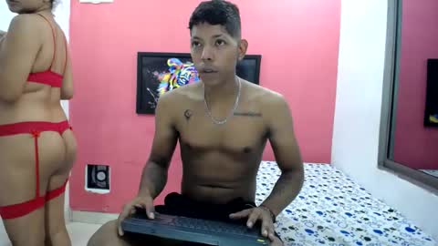 latinosnifomanos online show from 07-05-26, 01:01
