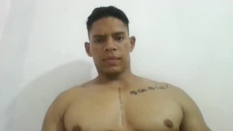 latinoxxl22cm online show from 02-18-25, 03:31