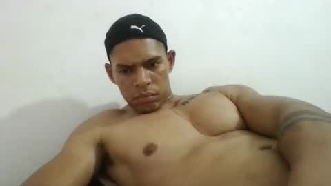 latinoxxl22cm online show from 02-23-25, 05:56