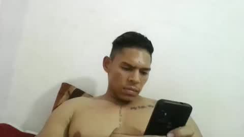 latinoxxl22cm online show from 02-24-25, 04:16
