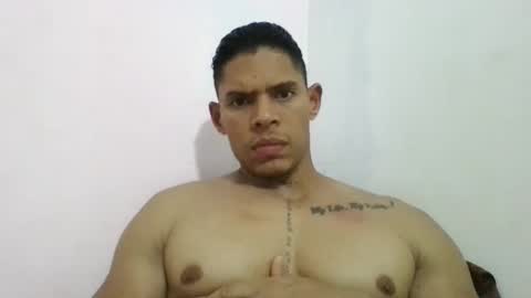 latinoxxl22cm online show from 02-27-25, 03:47
