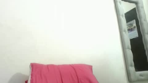latinoxxl22cm online show from 03-11-25, 06:53