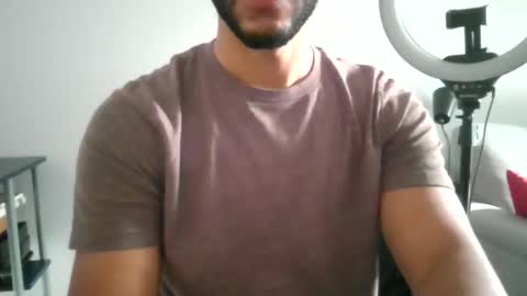 Snapshot of latinromeo1a chatting on 11-25-25, 03:01 latinromeo1a online show from 11-25-25, 03:01