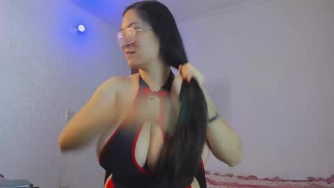 LatinSweetx 19 online show from 03-30-26, 05:47