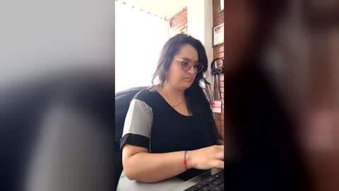 Julieta online show from 07-13-26, 06:55