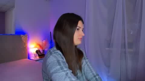 Laura online show from 02-15-26, 06:10