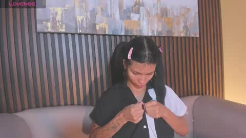 Laura online show from 10-08-25, 12:36