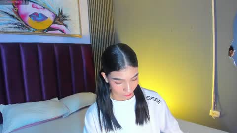 Snapshot of laura_aristizabal_19 chatting on 07-11-26, 12:08 Laura online show from 07-11-26, 12:08