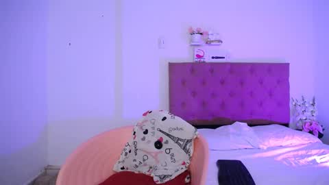 LAURA online show from 01-17-25, 06:12