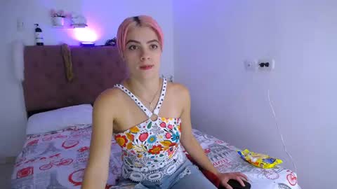 LAURA online show from 02-18-25, 02:27