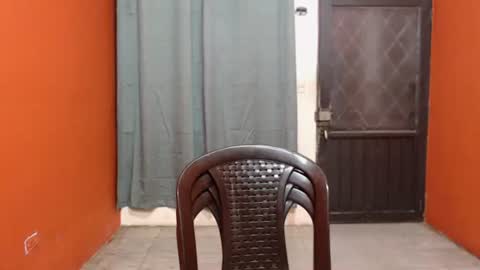 Snapshot of laura_craizy chatting on 02-09-25, 04:46 CALL ME LOVE LAURA online show from 02-09-25, 04:46