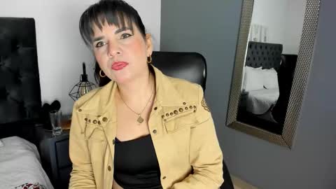 laura hotties online show from 02-22-26, 12:58