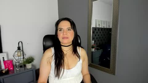 laura hotties online show from 02-28-26, 01:12