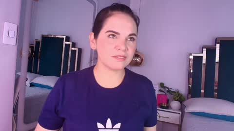 laura hotties online show from 05-31-26, 01:07