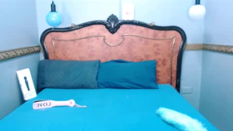 Laura online show from 02-26-25, 02:26