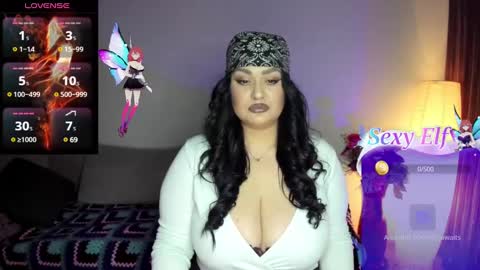 Snapshot of laura_sinner chatting on 03-07-25, 05:28 Laura online show from 03-07-25, 05:28