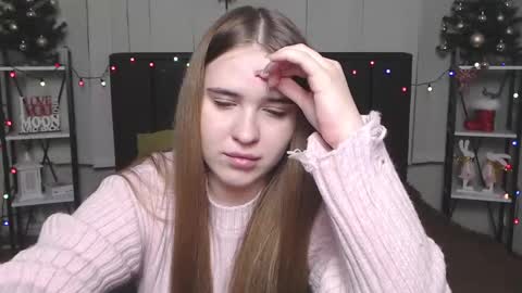 Snapshot of laurahlot chatting on 01-15-25, 01:56 LauraHlot online show from 01-15-25, 01:56