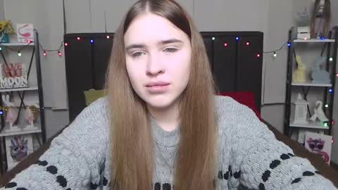 Snapshot of laurahlot chatting on 01-23-25, 07:29 LauraHlot online show from 01-23-25, 07:29