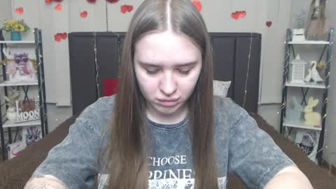 LauraHlot online show from 05-15-26, 06:59
