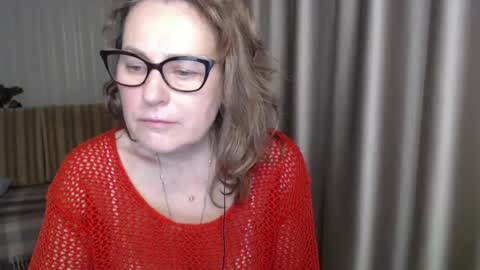 Lauraoven1 online show from 01-21-25, 06:43