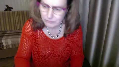 Lauraoven1 online show from 03-11-25, 07:47