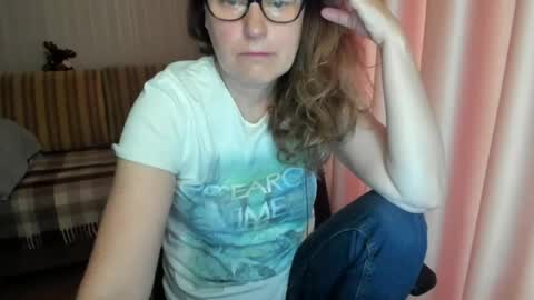 Lauraoven1 online show from 04-29-26, 07:01