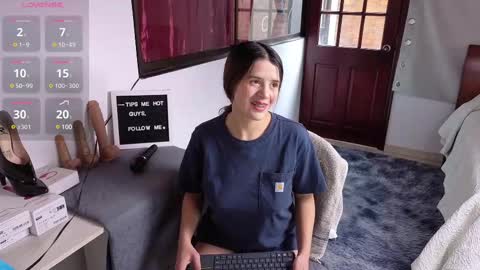 Snapshot of laurasex_21 chatting on 03-09-25, 07:48 Laura online show from 03-09-25, 07:48