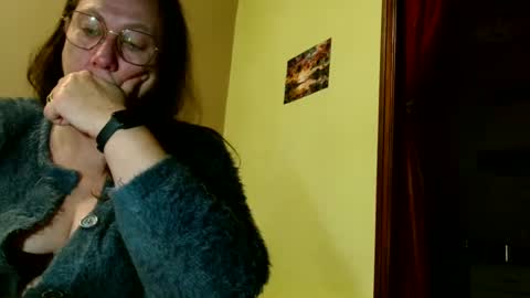 laureanne online show from 12-05-24, 08:44