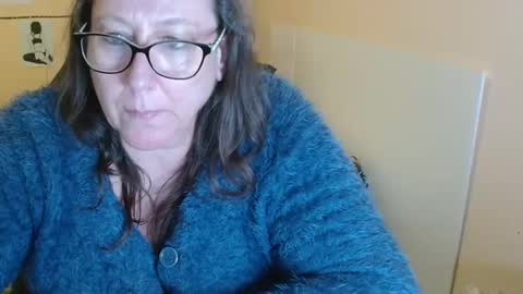 laureanne online show from 12-10-24, 04:06