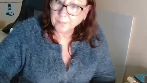 laureanne online show from 12-22-24, 02:49