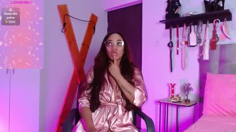 Snapshot of laureen_brown chatting on 11-01-25, 08:00 Laura online show from 11-01-25, 08:00