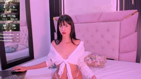 Laurem online show from 03-04-25, 07:32