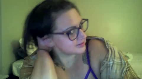 Snapshot of lauren3487 chatting on 01-21-25, 07:15 Lauren online show from 01-21-25, 07:15