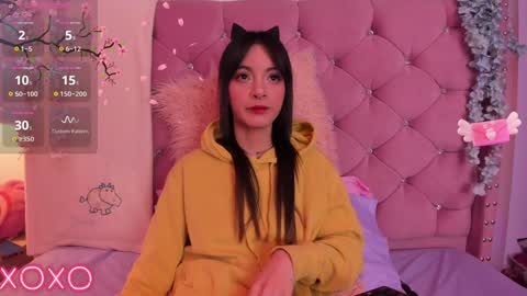Lauren evans9 online show from 01-22-25, 02:37