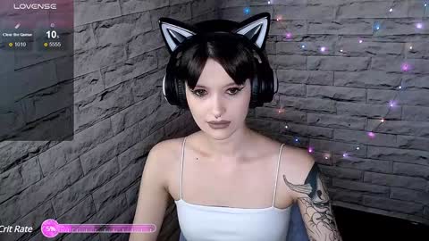 Eva online show from 12-17-24, 06:20