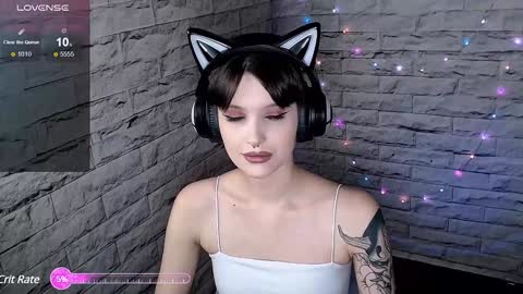 Eva online show from 12-23-24, 04:17