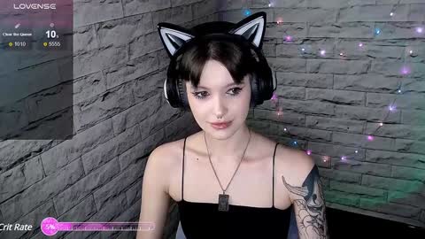 Eva online show from 01-27-25, 07:03