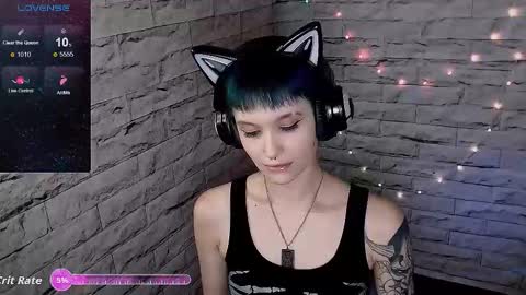 Eva online show from 10-21-25, 03:57