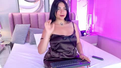 Lauren  online show from 04-12-26, 01:10