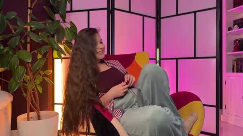 Snapshot of laurenbrite chatting on 11-21-25, 11:14 Lauren Brite online show from 11-21-25, 11:14