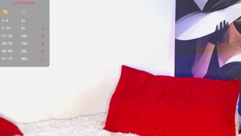 Lauren Gill online show from 09-25-25, 08:23