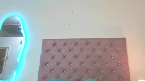 Snapshot of laurenlaine99 chatting on 06-07-26, 02:32 laurenlaine online show from 06-07-26, 02:32