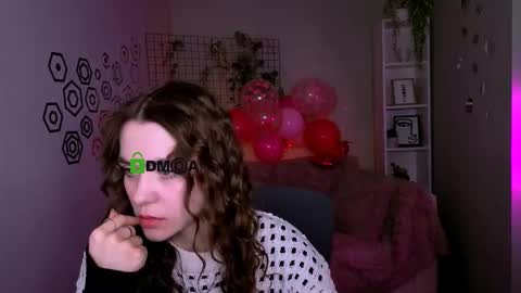 Laure online show from 02-20-26, 10:27